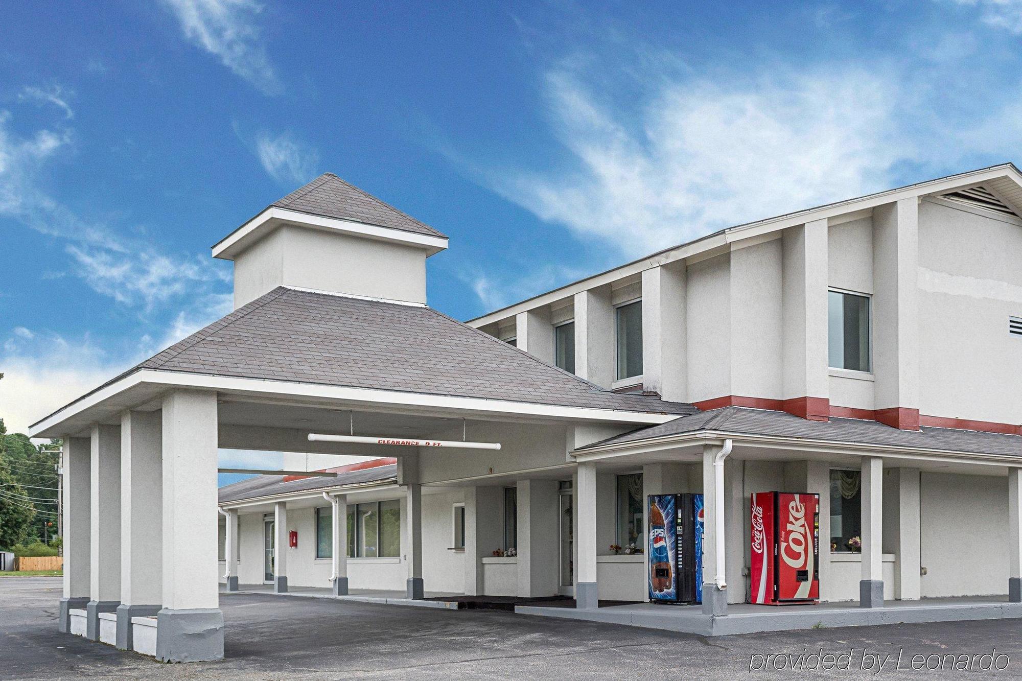 Gateway Inn Templeton Exterior photo